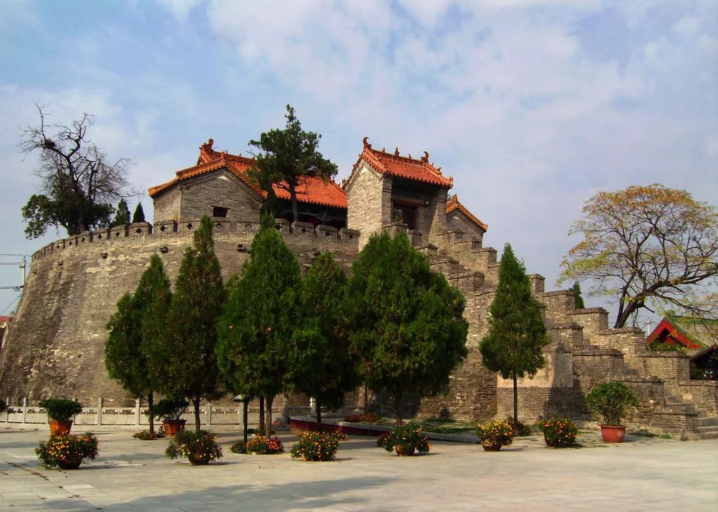 明道宫太清宫——老子的诞生地道家鼻祖老子11月份的周口天气多晴朗