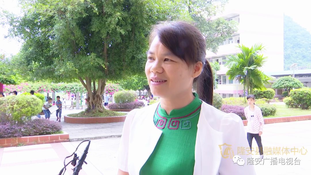 难忘师恩虔诚耕耘情系教育隆安县都结乡中心小学教师李红英