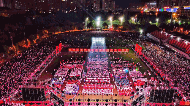 超过三百万人关注昨晚余姚这场盛会超燃