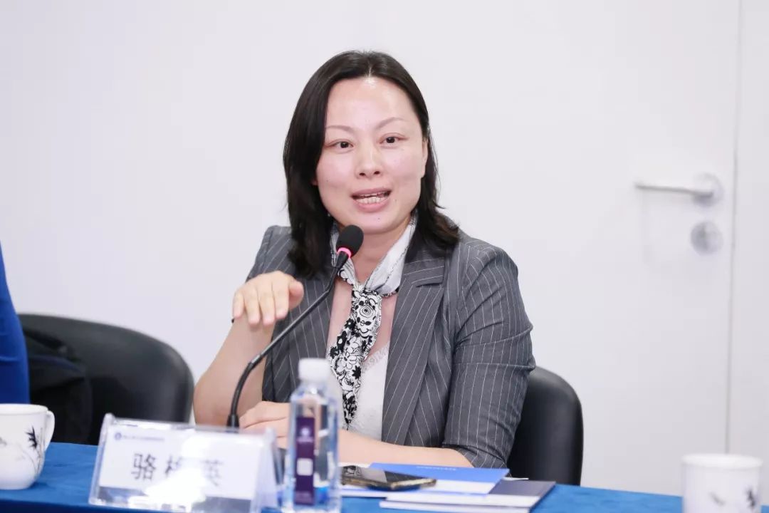 骆梅英书记作总结讲话.