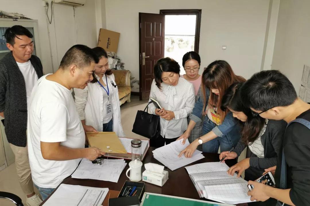 省疾控专家对四川剑蓉厨房家居有限责任公司进行现场调查