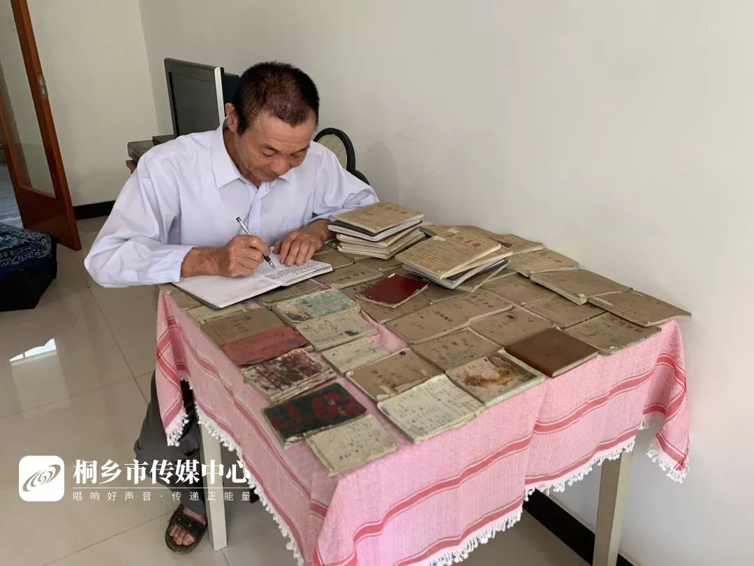 他的50多本日记里,藏着半个世纪的桐乡!_陈达生