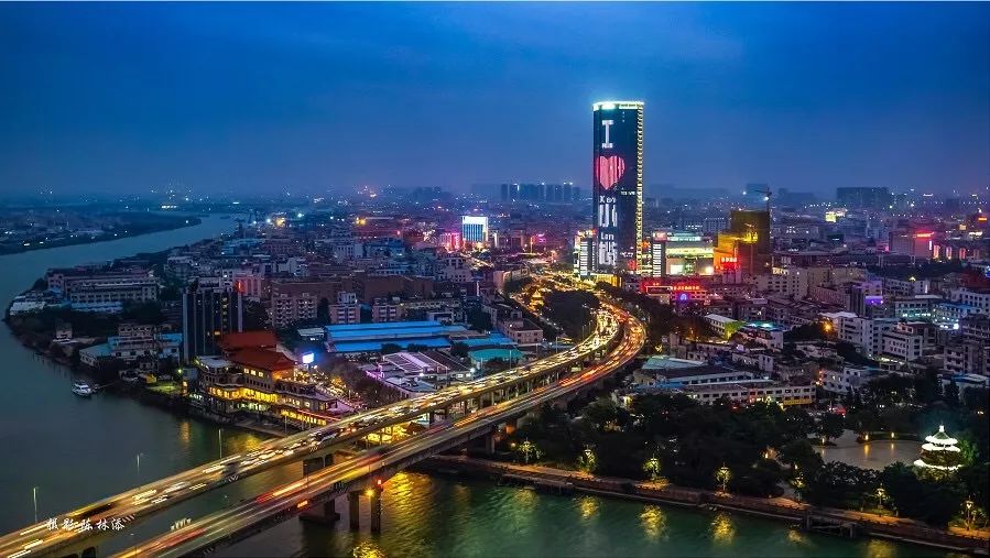 正值小榄海港城2周年,征集同生有缘宝宝是历年来的传统