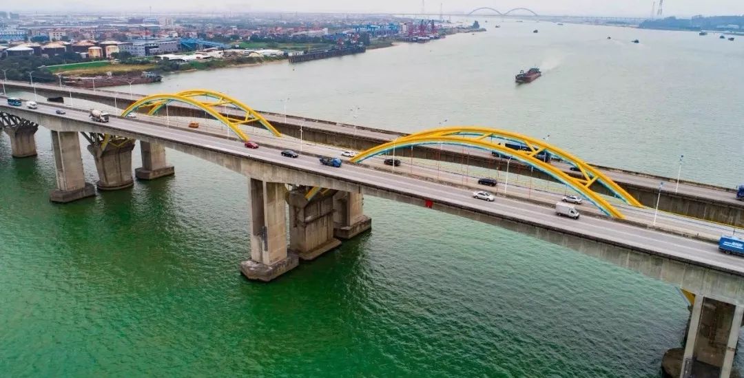 高明区25座城市桥梁全部落实桥长制