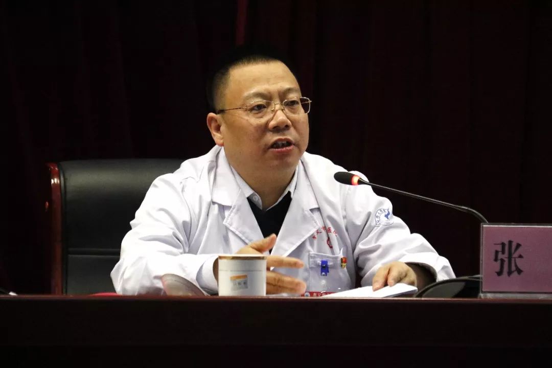 随后,副院长梁向光传达了李真书记在市委六届六次全会第一次全体会议