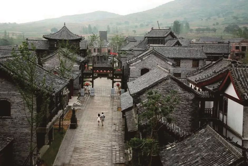 今日头条 | 沂蒙红色影视基地国庆节活动震撼来袭!(文末有礼)_古城