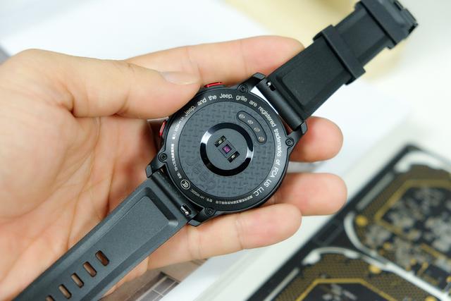 替代手机首选,jeep智能全境界f02腕表评测,支持插卡通话_手表