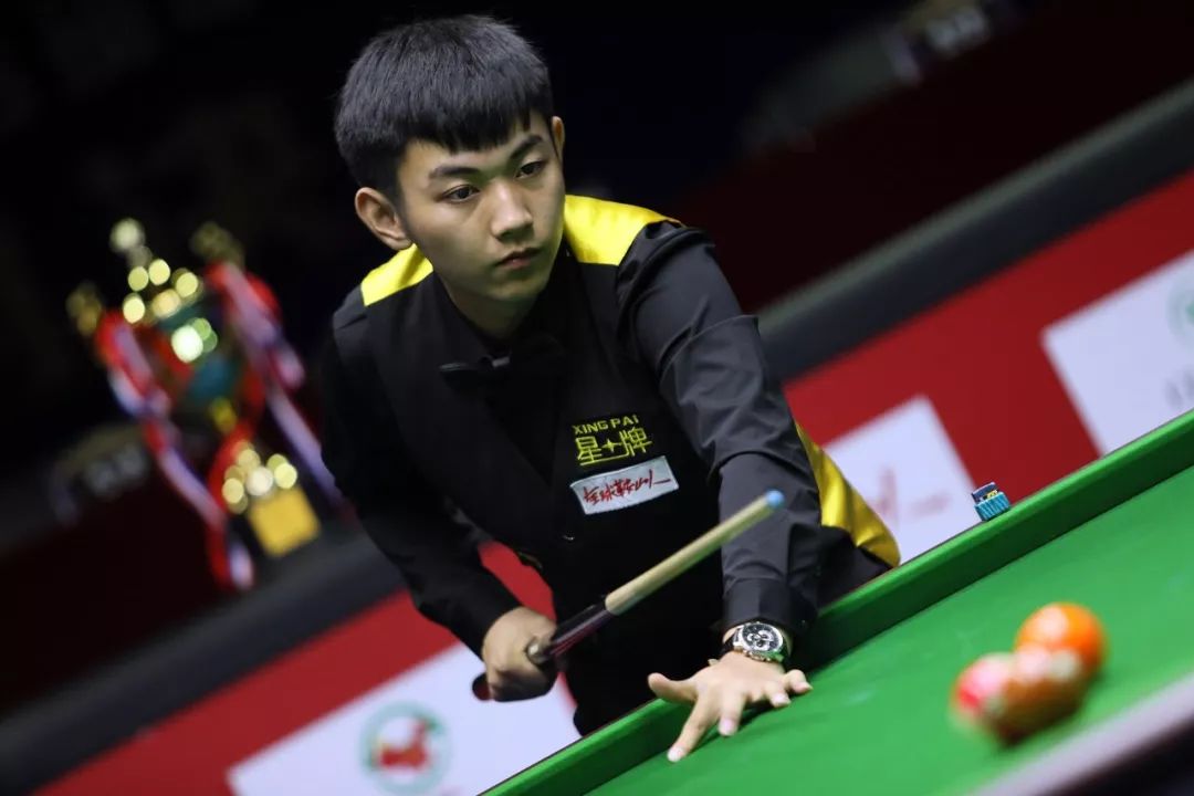 星牌鞍山站雷镒伟成首位00后男子全国冠军杨帆冠军荒达14个月王也女子