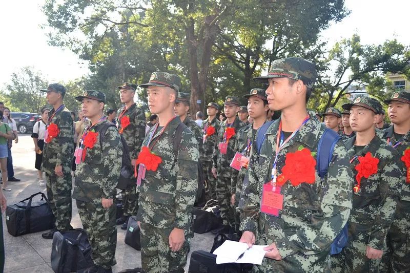 古田县106名新兵步入军营