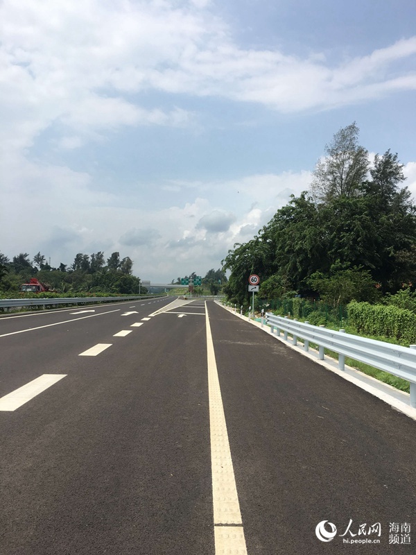 海南又添最美公路文琼高速明日通车