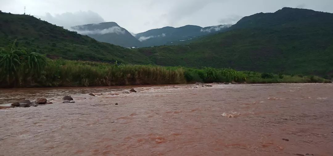 江河流淌彝乡辉煌岁月_峨山