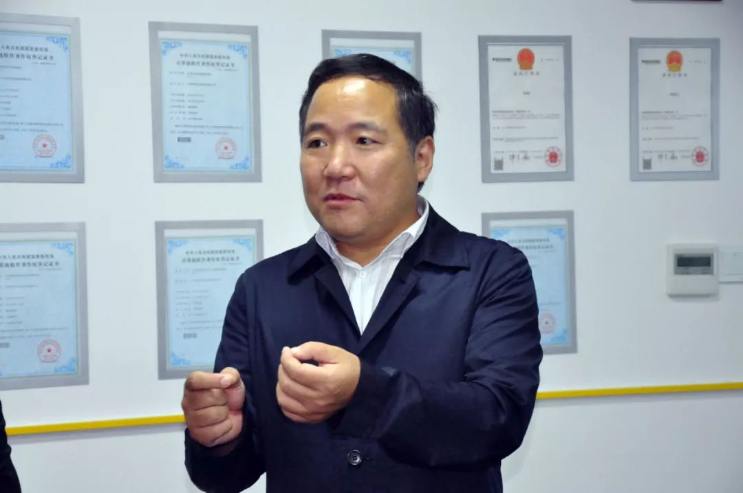 赵站伟听取介绍后指出,国家,省,市正在推进企业安全风险辨识管控与