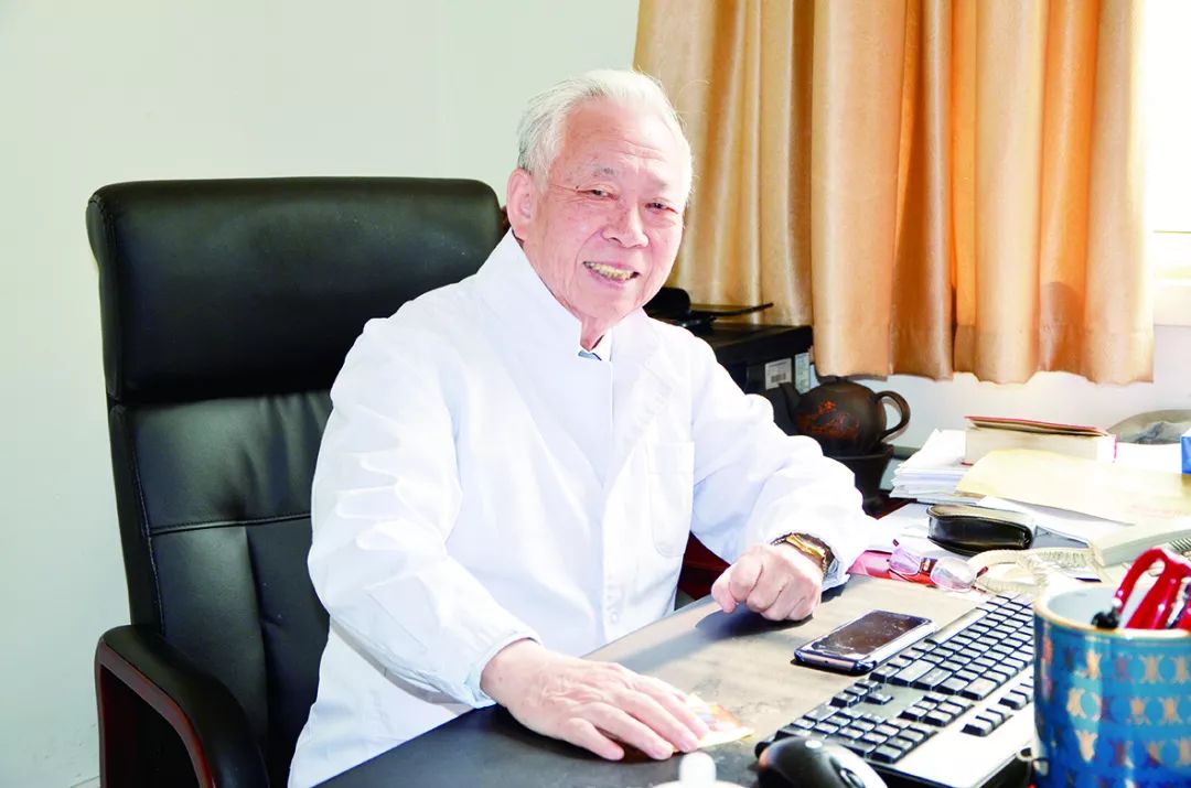 曹泽毅,原卫生部副部长,我国著名妇科肿瘤专家撰文专家最后一篇专栏