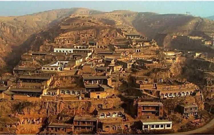 今天方山像全世界发出邀请