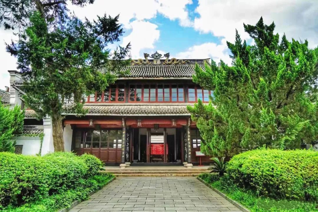 在中国大约是再也找不出 图片来源:微博@折腾的小肉团 文昌阁,丰镐房