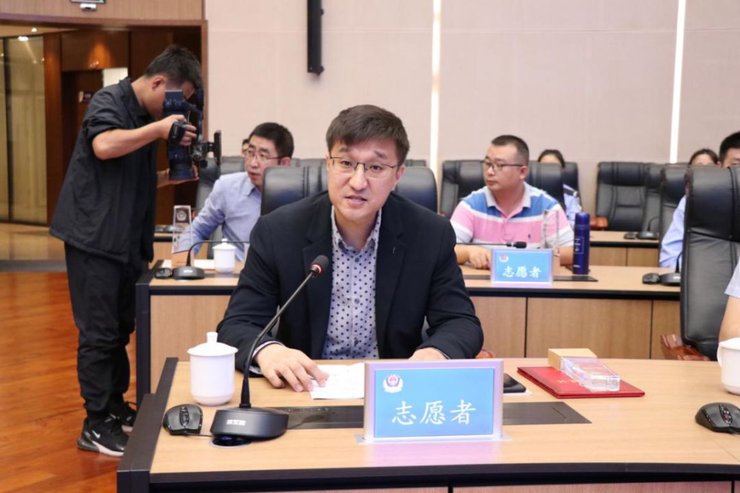 白安平同志对太原网警志愿者一直以来对太原市公安局的大力支持表示了