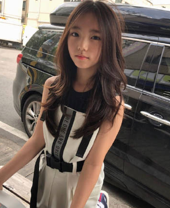 也便是说,今后李恩採的未来也没有很大的生长空间,而罪魁祸首,便是