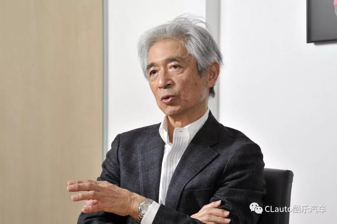 瓦达西瓦,上原繁