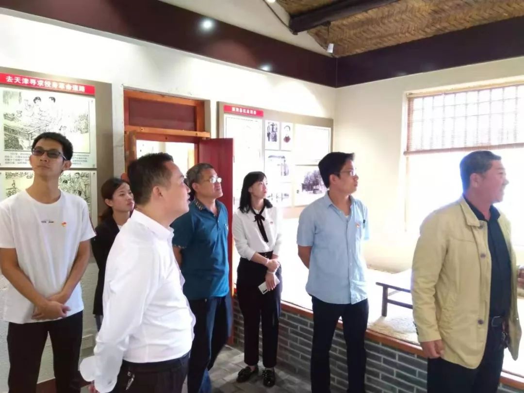 1代表风采我市人大代表,滨海建工集团总经理许东兴热心公益事业和社区