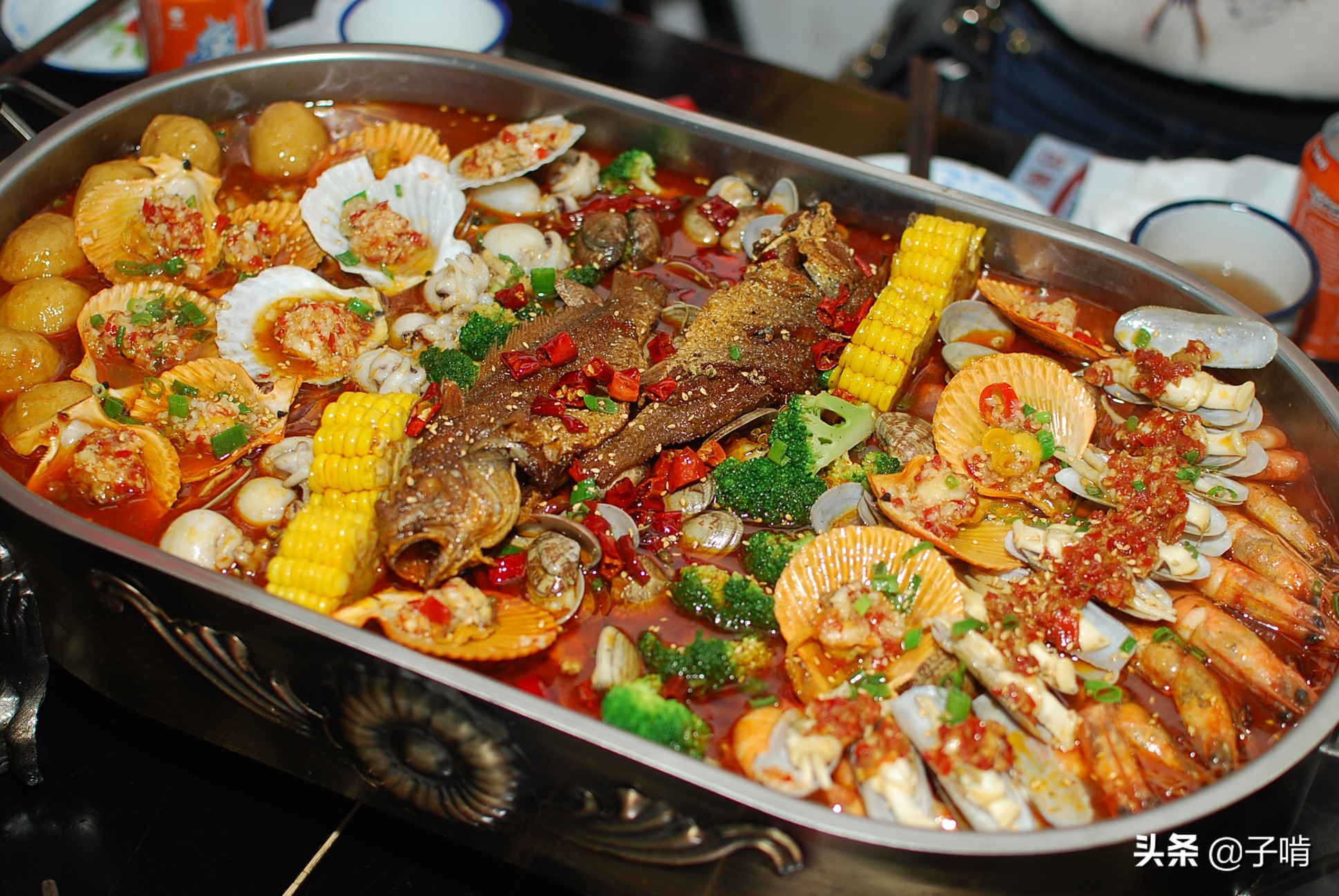 以前的网红菜现在实在得多198元海鲜大拼盘种类丰富4人吃到撑
