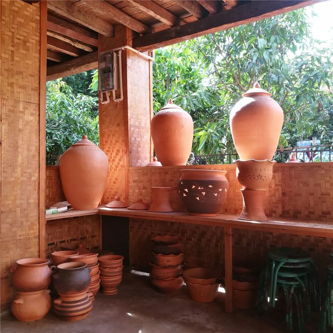 美丽乡村展新颜景洪市勐龙镇曼飞龙村小组建设美丽乡村掠影