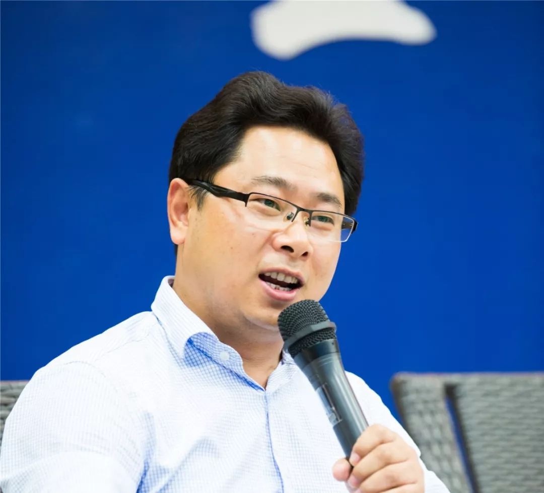 李吉银,扬州大学教科院附属杨庙小学校长.