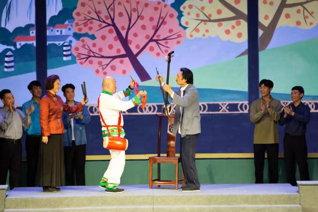 河南省优秀剧(节)目展演预告(十六)—— 豫剧《老子·儿子·弦子》