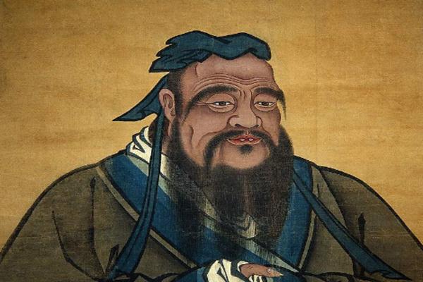 在古代有很多高个子,《孔子世家》中有记载孔子的身高:"九尺有六寸,人