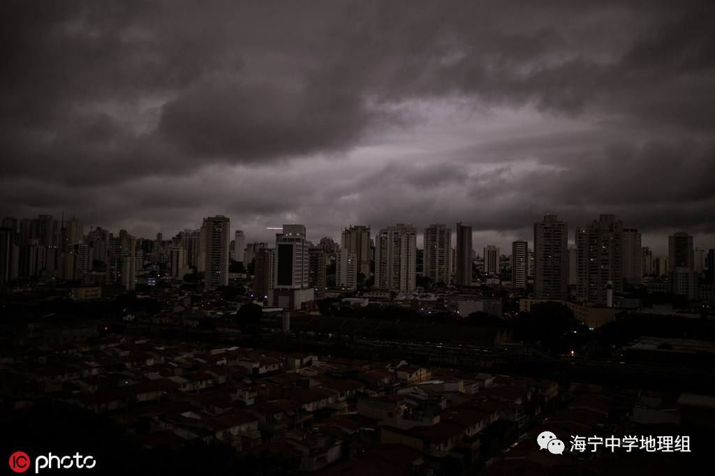 【每日一题】(919)亚马孙雨林火灾令白昼如夜