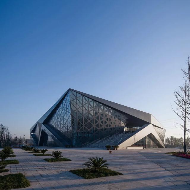 扬州南部新城体育园荣获威海国际建筑设计大奖