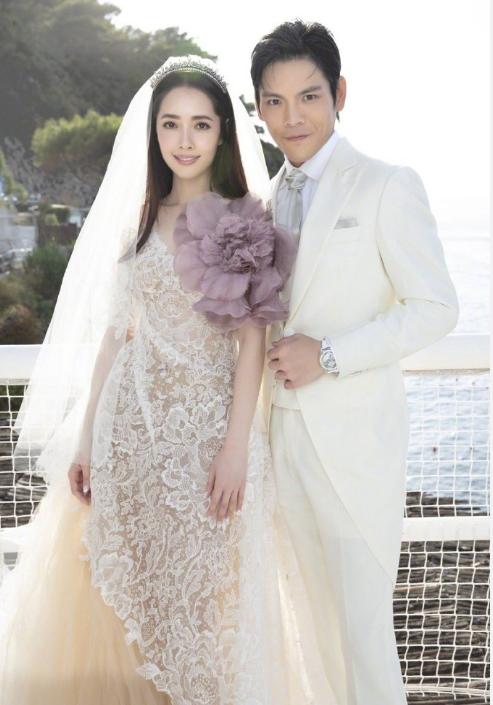 原创向佐宣布结婚为何汪峰吴京马伊琍文章王俊凯杨洋等明星扎堆祝贺