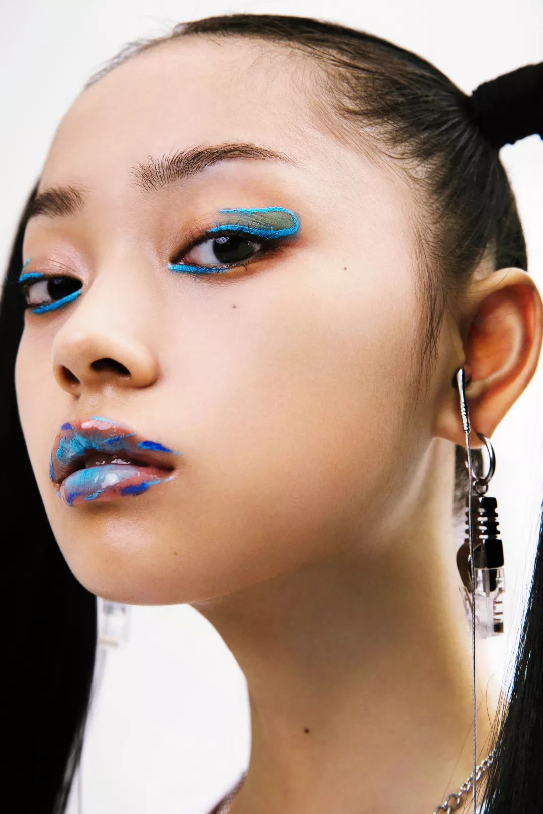 你妆啥 | 一颗蓝色的涩谷辣妹