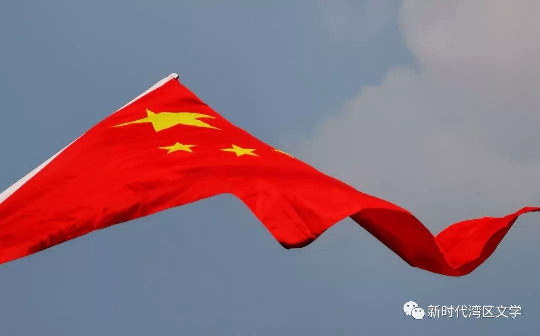 杨秀东我要告诉嫦娥中国的道路已通向了春天诗歌