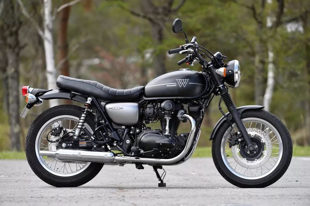 108900元起川崎日产大排量复古车w800国内正式上市