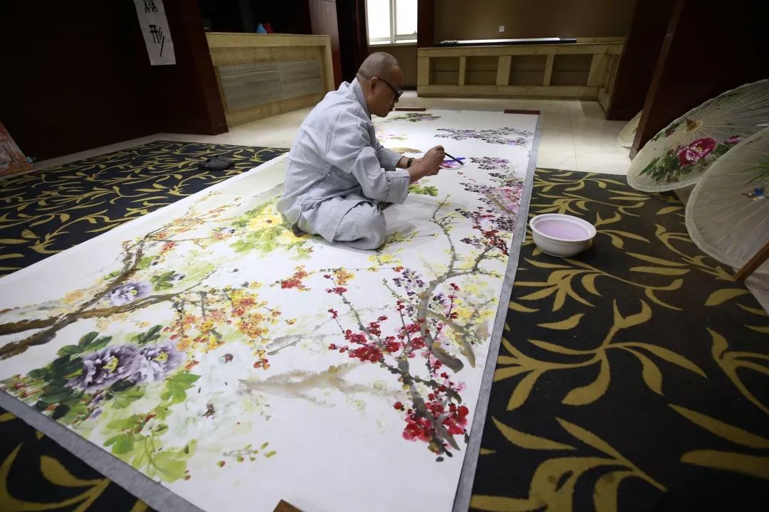 释延年法师俗名王枫,字晓丹,号枫禅.