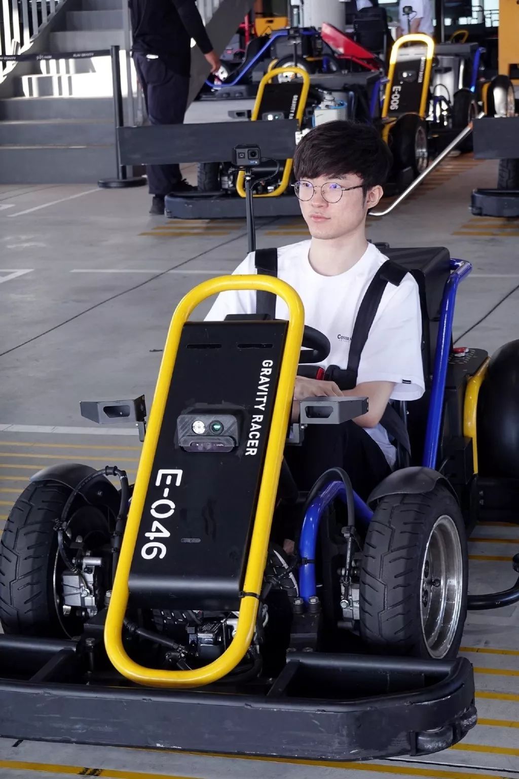 skt济州岛快乐团建,faker再飙卡丁车