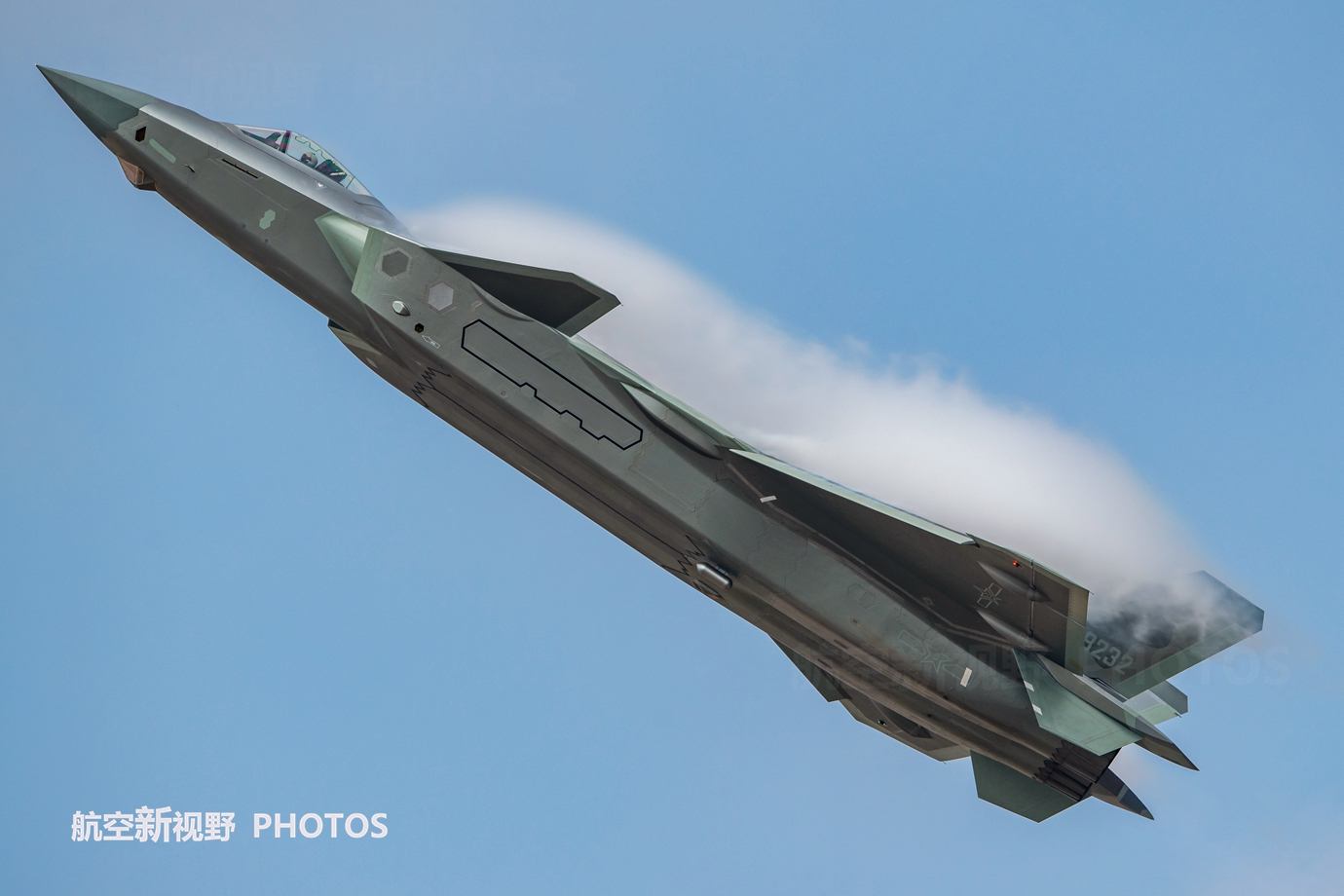 歼8枪挑f22的传说终于尘埃落定有能力对抗f22的战机已服役