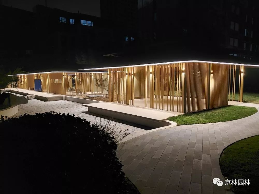 景观廊架收尾阶段夜景效果【项目简介】工程名称:河北省高碑店市列车