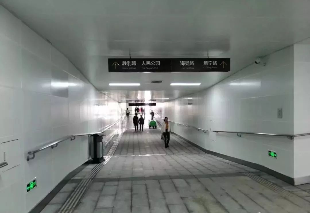 5个出入口,西宁人民公园地下通道今日建成通行!
