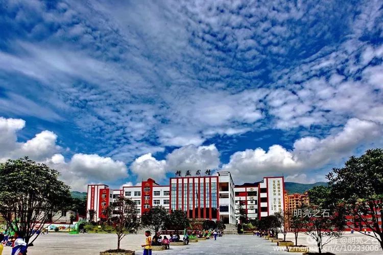 正安县城新老对比你还记得她曾经的模样吗