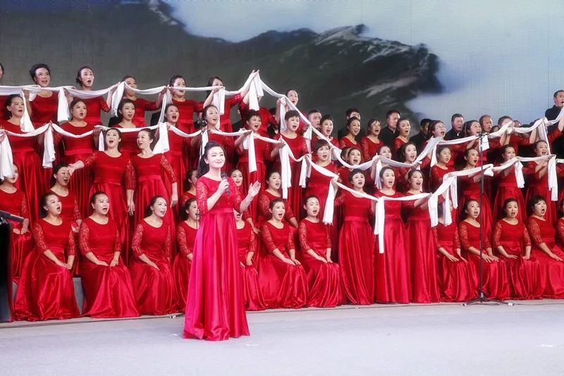 和祖国在一起如此辉煌的合唱怎能错过