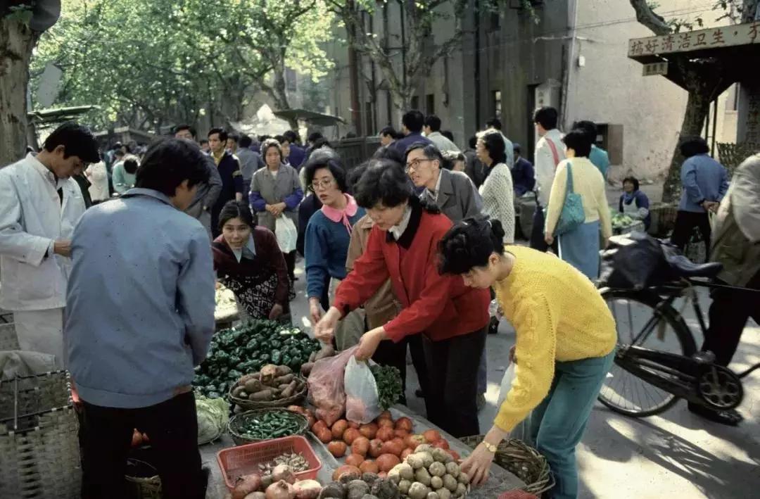 70张图衣食住行40年