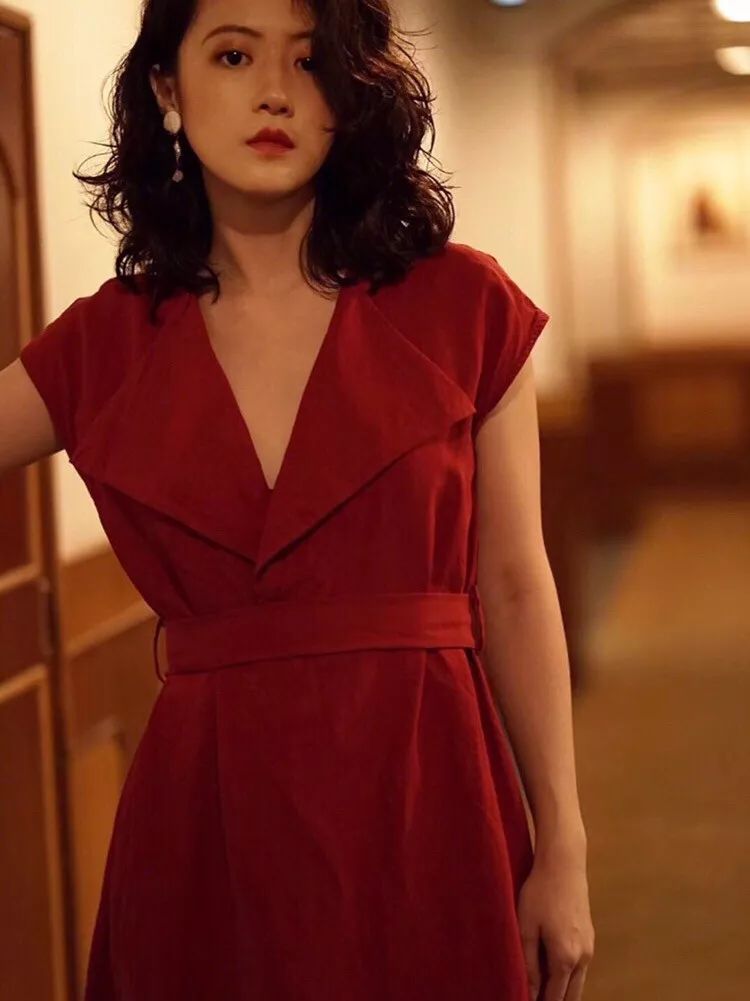 最后,想要变成九十年代复古港风,像朱茵王祖贤一样美的不可方物?