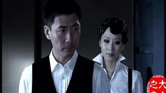 燕双鹰回到舞厅后院准备武器桔子决心和燕双鹰同进退共生死