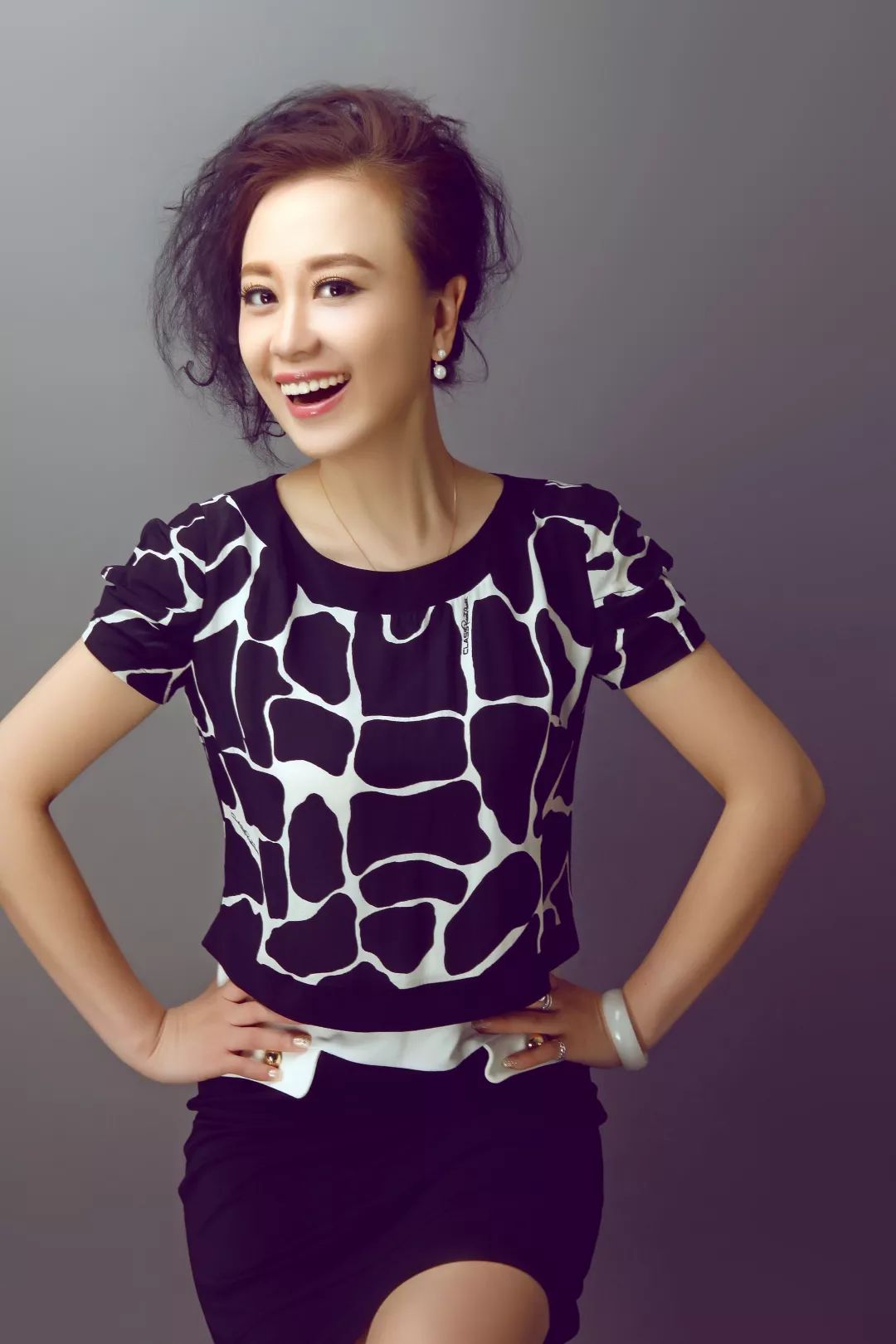 生活频道吕佳娃生活频道何子健新闻频道东伊新闻频道杨华维新闻频道*