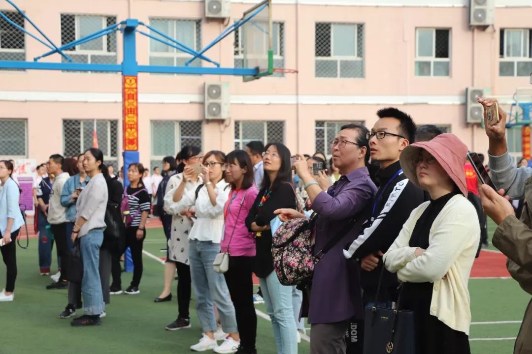 礼泉一中最漂亮的女生图片