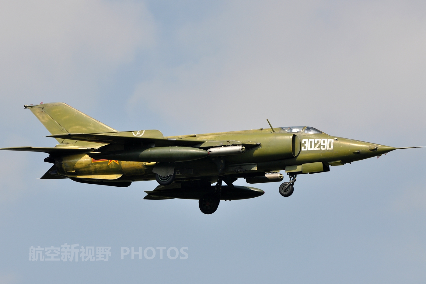 中国空军强-5强击机图集,国产第一款专业攻击机_战机