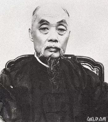 雄强洞达平实浑然清末状元实业家张謇书法欣赏