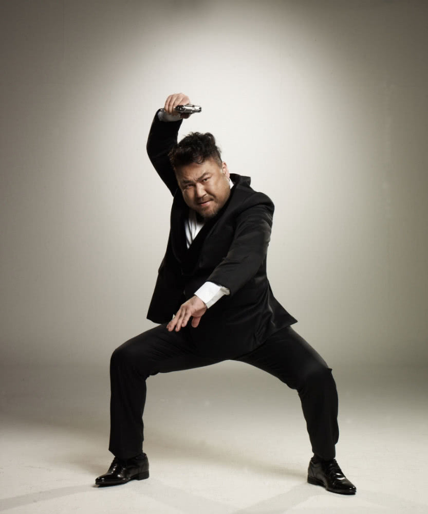 高昌锡胡子帅气美照,带动了大叔级别的地位