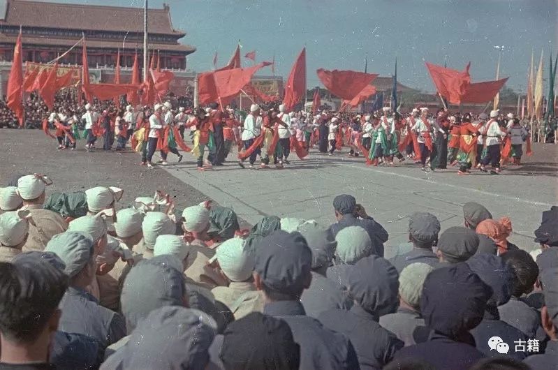 前苏联摄影家拍摄的开国大典彩照